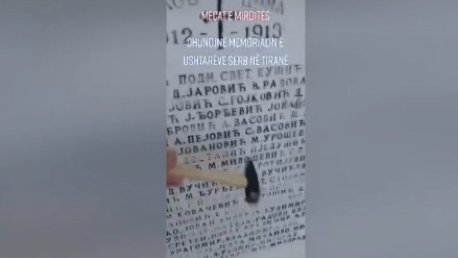 NOVO DIVLJANJE ALBANSKIH EKSTREMISTA Na najgori način oskrnavili srpski spomenik (VIDEO)