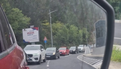 VIŠESATNA ČEKANJA NA NEKIM GRANIČNIM PRELAZIMA Nema zadržavanja na naplatnim stanicama