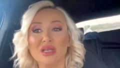 GOCA NE MOŽE DA ZAUSTAVI SUZE Pevačica u toku vožnje doživela kolaps emocija, a evo i šta se desilo