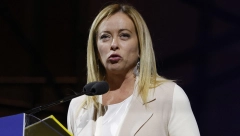 DRAMA U ITALIJI Jezive pretnje Đorđi Meloni i njenom malom detetu, policija hitno reagovala