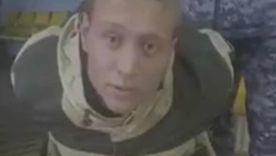 KADA SU GA PRIVELI, PITALI GA TRI KLJUČNA PITANJA Ovo je Rus koji je pucao na vojnog komesara (FOTO/UZNEMIRUJUĆI VIDEO)