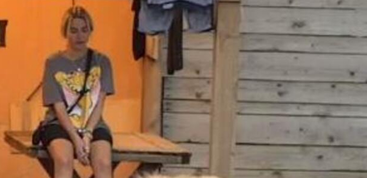 DOĐE MI SVE DA SLOMIM Jecaji Aleksandre Nikolić odjekivali Belom kućom, samo jedan zadrugar joj prišao (FOTO)