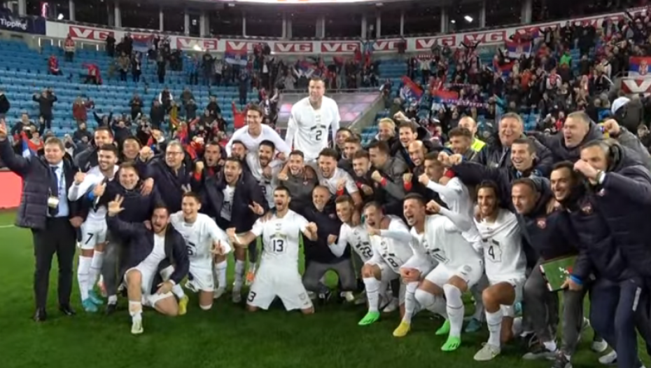 NAVIJAČI POSLALI PORUKU SELEKTORU Ludo slavlje i pokliči "uzmi Piksi svetsku titulu"