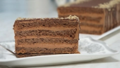 SAVRŠENA ČOKOLADNA POSLASTICA Gabon torta, kraljica vrhunskog ukusa