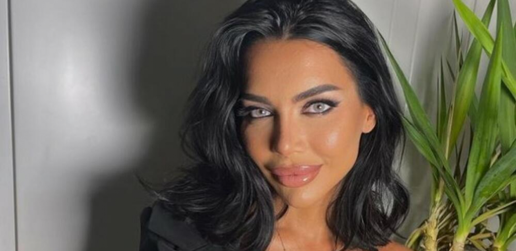 TOPALKOVA ĆERKA UŽIVA NA MAURICIJUSU Helena se baškari na ovoj destinaciji, a od njenih objava zastaje dah, evo ko joj pravi društvo (FOTO)