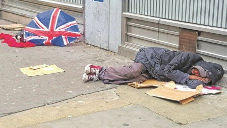 PUTIN OD BRITANACA PRAVI BESKUĆNIKE! Tržište nekretnina na Ostrvu pred potpunim raspadom, država nema rešenje za krizu