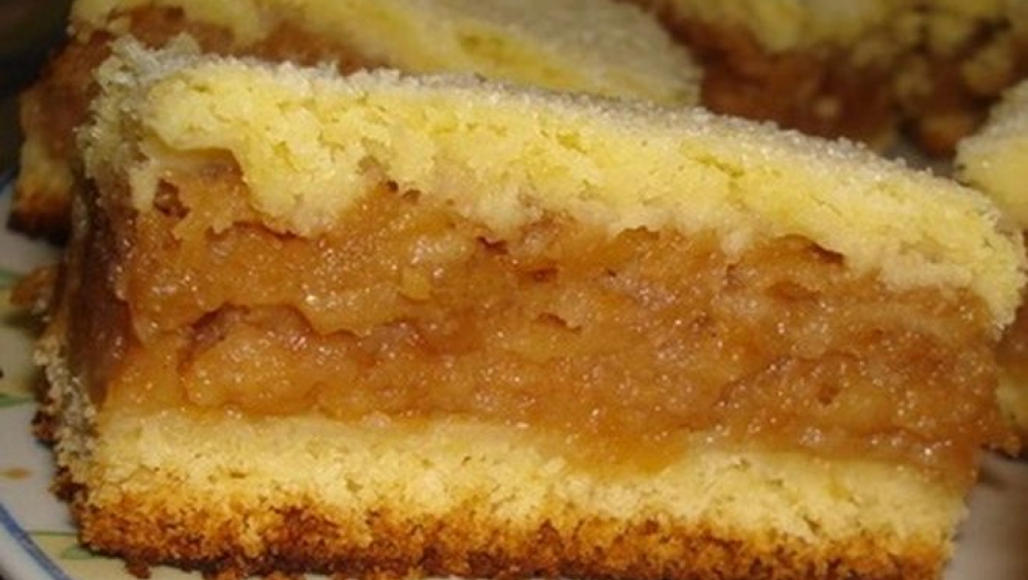 BRZA I JEFTINA STARINSKA ĐAKONIJA Posni kolač sa jabukama, idealan za Badnje veče