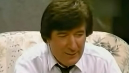 OPLJAČKANA RODNA KUĆA TOME ZDRAVKOVIĆA Vandali oštetili ulazna vrata, pa iščupali kapiju i bacili je u blato