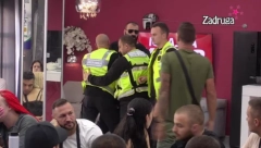 EMIL NASRNUO NA ĆERTIĆA Tresla se Bela kuća, obezbeđenje odmah reagovalo (VIDEO)