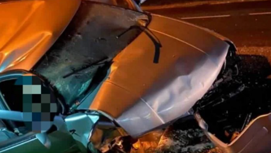 AUTOMOBIL POTPUNO UNIŠTEN, U NJEMU BILI MALOLETNICI? Jeziva saobraćajna nesreća kod Uba, stepen povreda nije poznat (FOTO)