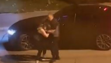 SASLUŠAN NASILNIK IZ MLADENOVCA Šamarao ženu nasred ulice, sad se vadi da mu je uzela ključeve od auta!