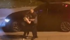 PREDAO SE! Osumnjičeni za krvnički napad u Mladenovcu došao u stanicu sa još jednom osobom