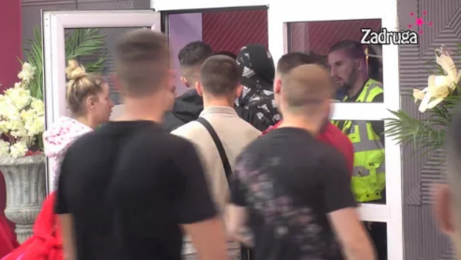 HITNA DISKVALIFIKACIJA U ZADRUZI 6! Učesnik namerno naneo sebi višestruke i jezive povrede
