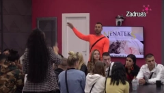 SUJETNA SI, A ZVEZDAN JE OSETIO TVOJE VARNICE PREMA NJEMU Uroš nastavlja da urniše Maju, Bela kuća na nogama