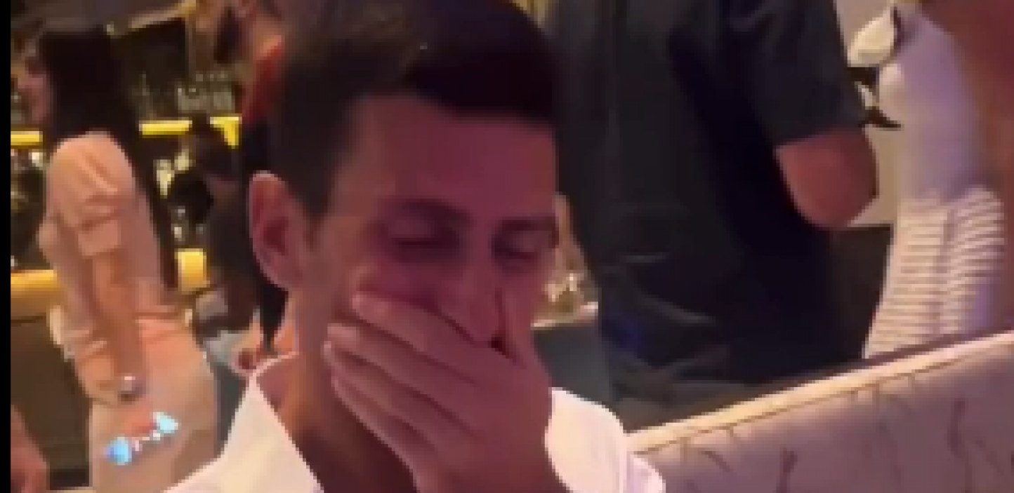 VIDEO JE CEDULJICU I OSTAO U ŠOKU Novak je zbog ovoga opsovao, nije mogao da veruje šta mu se desilo (VIDEO)