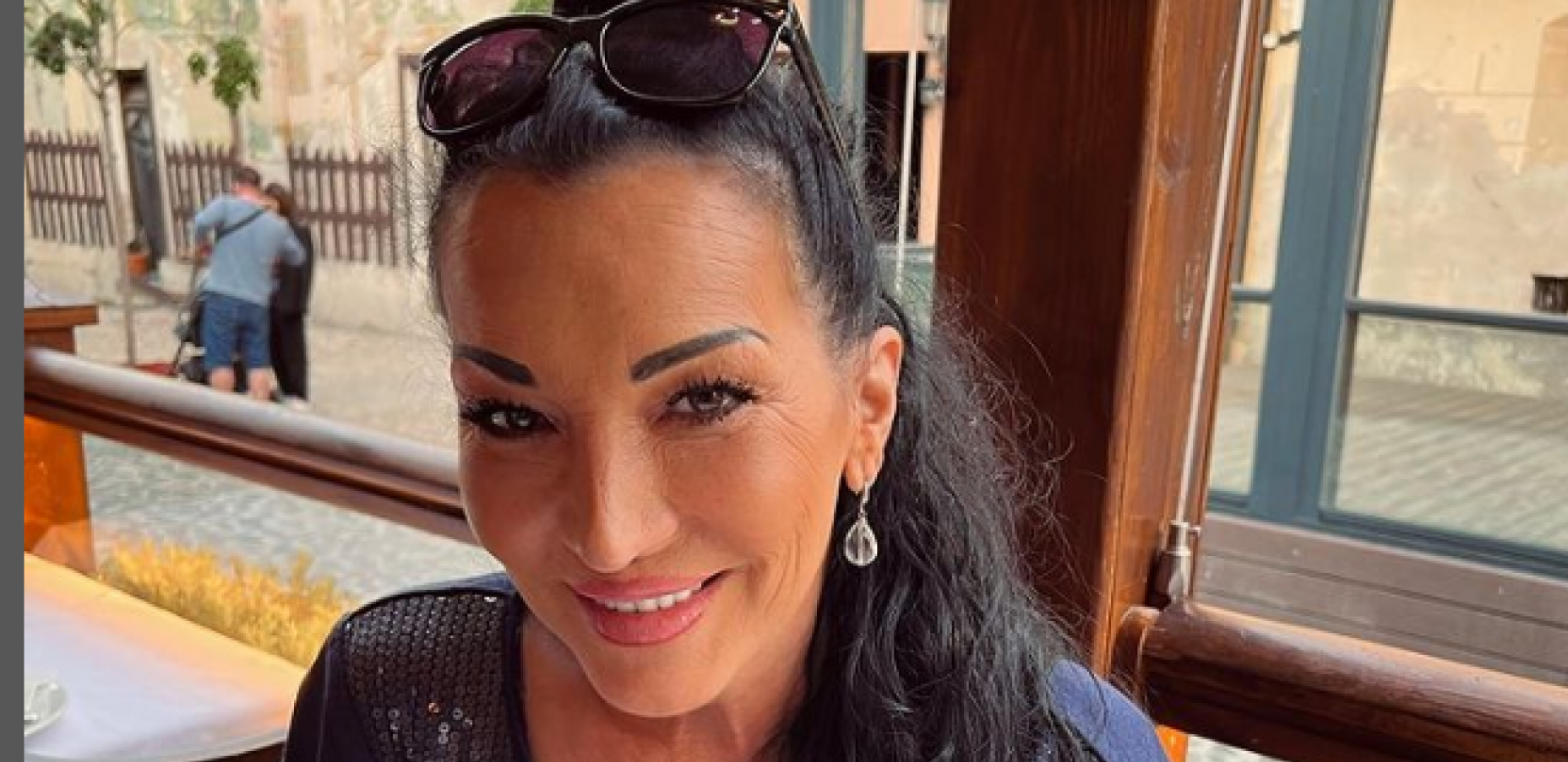 PEVAČICA DOŽIVELA NEZGODU Goca Božinovksa u gipsu, ćerka Jelena sve objavila (FOTO)