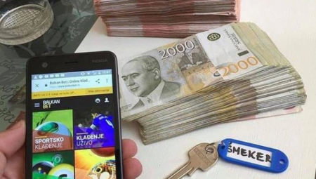 IZ KECA U ĆORKU Pala kladioničarska mafija: Starlete reklamirale prevaru tešku 56 miliona