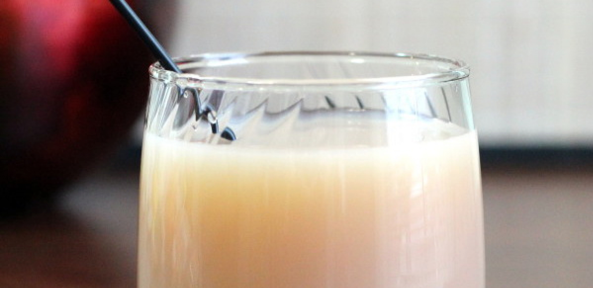 NI JEDNA VAM PILULA NEĆE BRŽE I BOLJE POMOĆI U čašu mleka dodajte 2 kašike ove namirnice