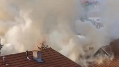 DRAMA NA ČUKARICI Izbio požar u stanu, gust dim prekrio Beograd!