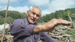 "KO NEĆE DA SE ŽENI NEKA PLATI POREZ ZA SAMCE"  Da se pita domaćin Veljo iz sela kod Arilja, on bi uveo novi zakon (FOTO)