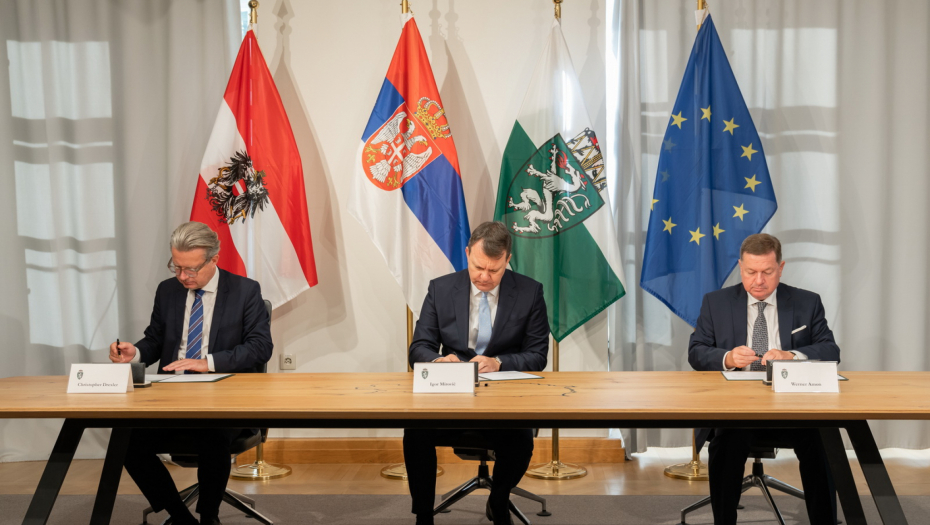 Mirović i Dreksler potpisali Pismo o namerama o pristupanju AP Vojvodine regionalnom Savezu Alpe-Jadran