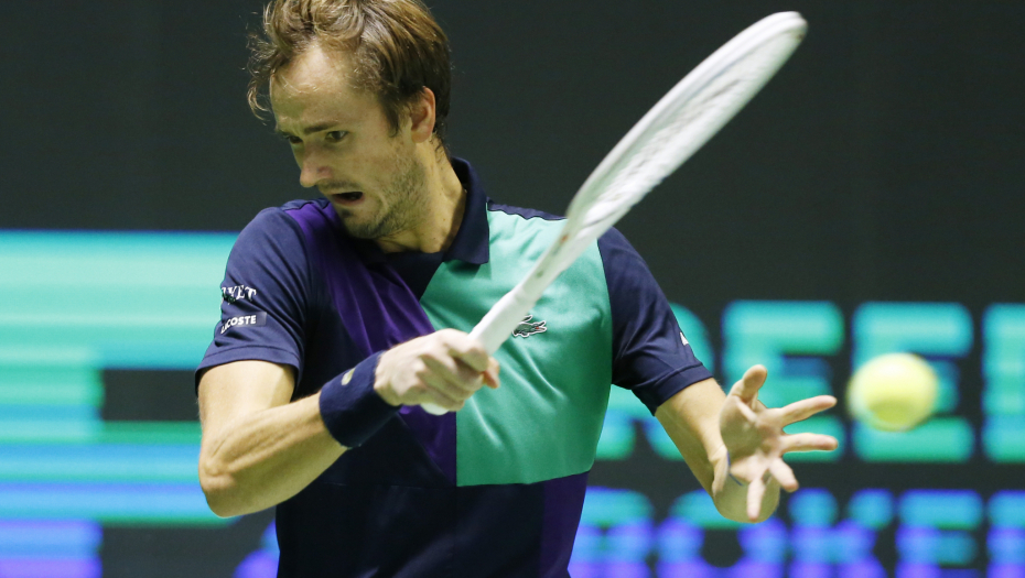 BITKA GREND SLEM ŠAMPIONA PRIPALA RUSU Medvedev razbio Tima za četvrtfinale Beča