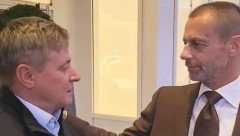 PIKSI PONOVO NAPRAVIO ŠOU Stojković pred žreb "zapretio" prvom čoveku UEFA (VIDEO)