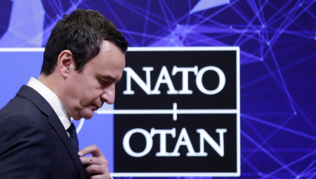 CRVENI KARTON ZA KURTIJA Ovom odlukom Priština je dovela u pitanje partnerstvo sad SAD