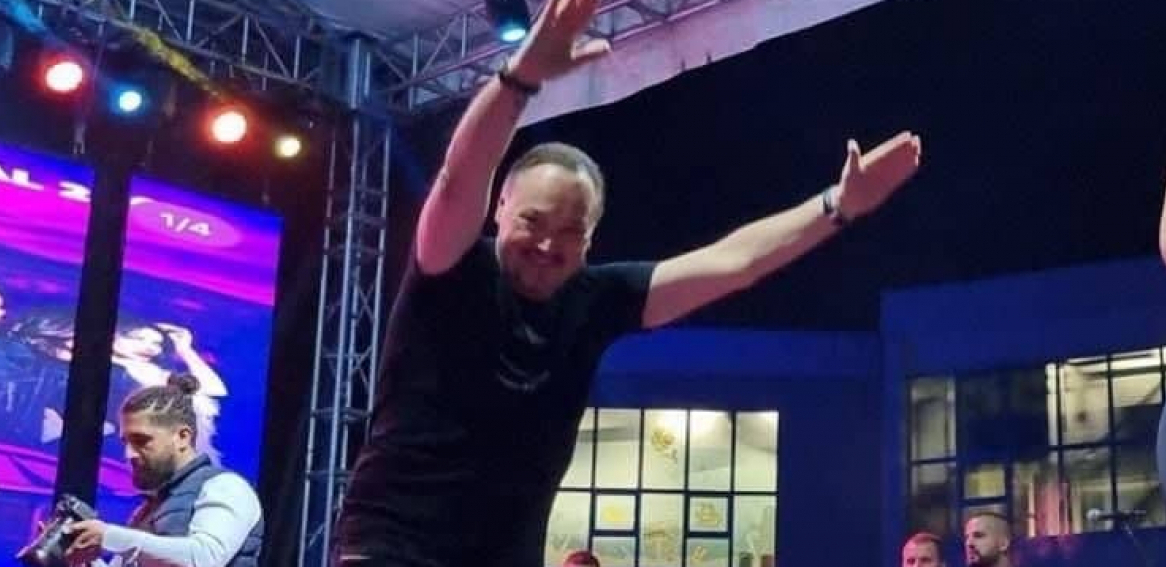 SINOĆ JE MOJA KSENDŽI IMALA PRVI NASTUP Knez objavio fotku, preponosan na ćerku, a evo i koju pesmu su pevali zajedno (FOTO)