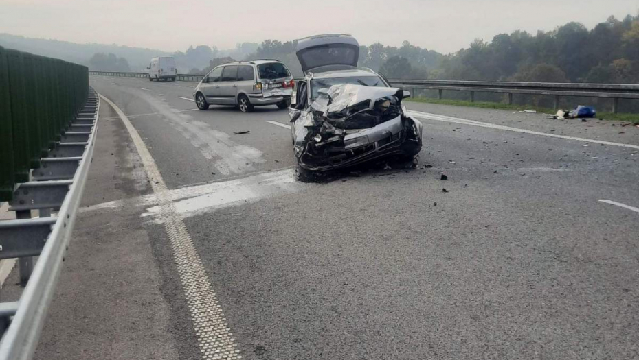 POZNAT IDENTITET POGINULOG NA ZRENJANINCU Prešao "fijatom" u levu traku i sudario se s drugim vozilom! (FOTO)
