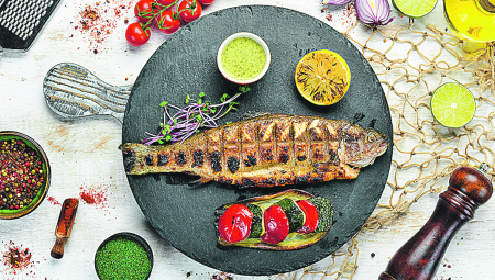 PASTRMKA PRSTE DA POLIŽEŠ Jedan dodatak je čini još ukusnijom