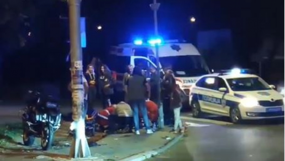 SUDAR MOTOCIKLISTA NA ZRENJANINCU Mladić (17) zadobio povredu glave