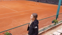 MARIJA, DA LI STE TO VI? "Šarapova" u Beogradu, slavna teniserka stigla na Zvezdine terene? (FOTO)