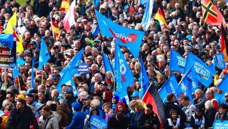 DUGA NOĆ PRED NEMAČKOM Scenario kojeg se svi plaše postaje veoma realan!