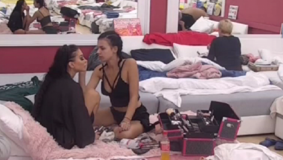 PONOVO SU DRUGARICE Anita Stanojlović udesila Maju Marinković, spustile su ratne sekire