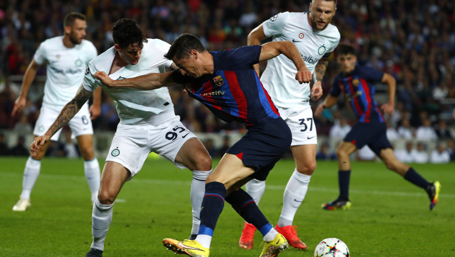 KAKVA LUDNICA U KATALONIJI, LEVANDOVSKI SPASIO BARSELONU Liverpul ponizio "policajce", het-trik Salaha