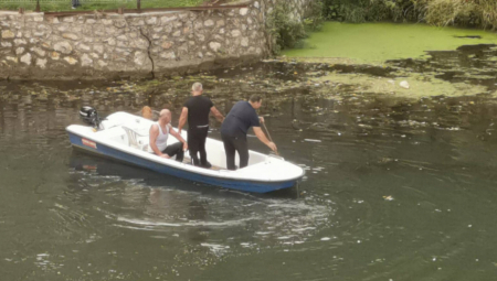 DETALJI NESREĆE U OVČAR BANJI: Jedna osoba nestala, desetak povređeno kada je pukao viseći most (FOTO/VIDEO)