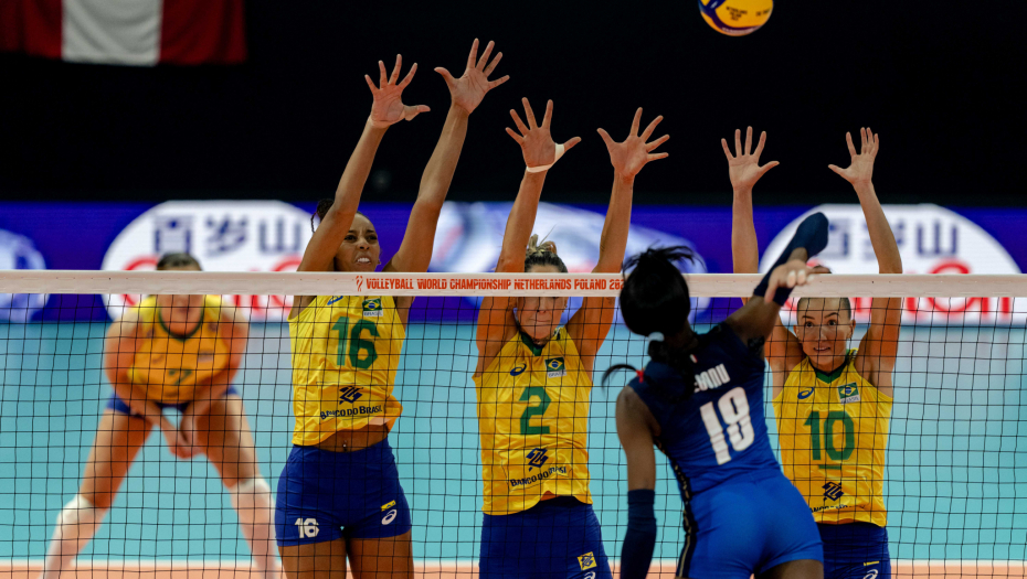 BRAZILKE SRUŠILE ITALIJANKE Srbija dobila protivnika u finalu Svetskog prvenstva