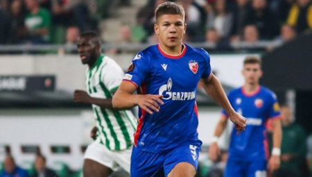 ZVEZDA IZGUBILA MEČ, ALI DOBILA IGRAČINU Mijatovićev istorijski debi