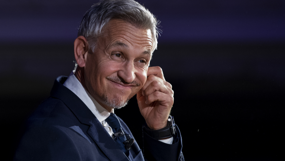 URNEBESAN SNIMAK Lineker pocrveneo uživo u programu, u pozadini se čuli "čudni" zvuci (VIDEO)