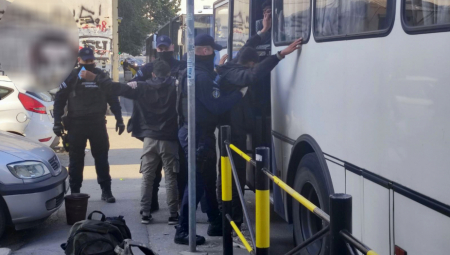 UHAPŠEN RUMUN ZA KRIJMČARENJE LJUDI Pronađeno sedam iregularnih migranata