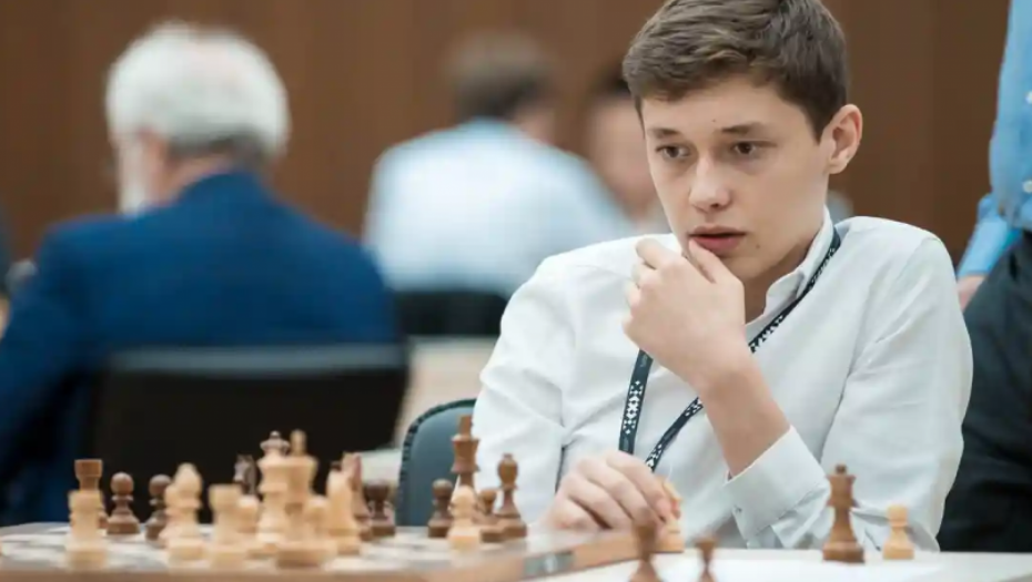 POJEDINAČNO PRVENSTVO SVETA ZA JUNIORE I JUNIORKE Remi Ivića i pobeda Grozdanovićke