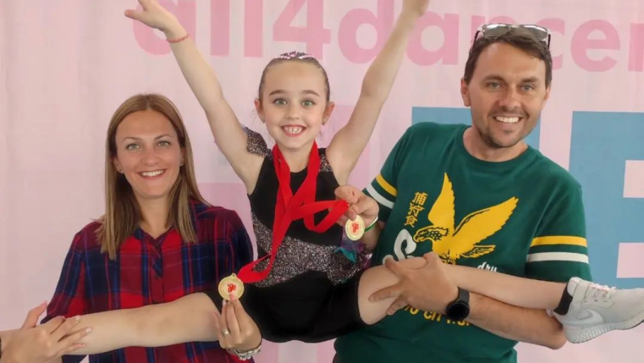 RADUJEM SE SVAKOM KORAKU MOJE ĆERKICE Mladen Todić iz Požarevca šest godina živi normalno sa transplantiranom jetrom