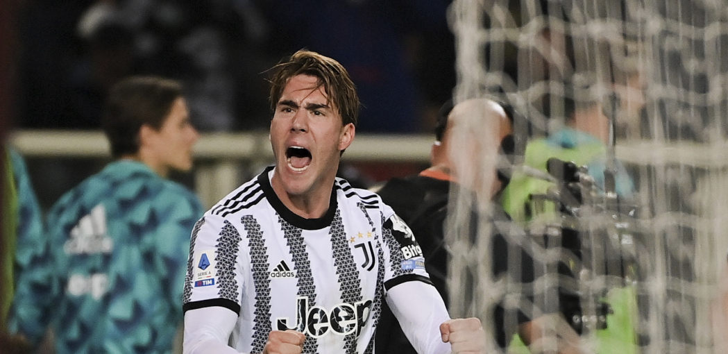 SRBIJA I PIKSI SE TRESU Vlahović se povredio, trener Juventusa ponovo isprozivao Ducija