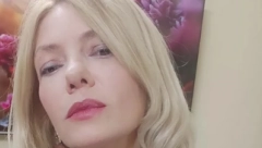 SVE ŠTO JE NA SILU, NIJE DOBRO Naša glumica rodila ćerku u petoj deceniji