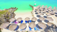 KUPANJE U TOPLOM MORU ZA 45 EVRA Alo! istražuje: Gde po povoljnim cenama provesti jesenji odmor