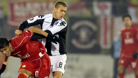 MILJENIK "GROBARA" NAJAVLJUJE POVRATAK U HUMSKU Nekadašnji vezista Partizana za "Alo!": Voleo bih da Srbija i Brazil prođu dalje, Beograd je od mene napravio boljeg čoveka