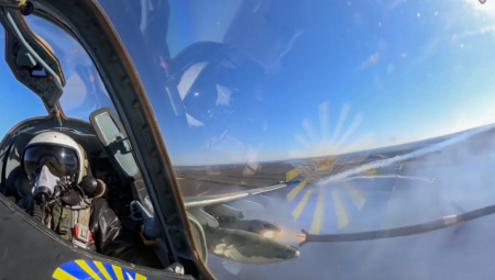 VAZDUŠNA OPASNOST ZA CELU UKRAJINU! Prvo je javljeno da su iz Belorusije uzleteli Migovi, ipak u pitanju su Suhoji