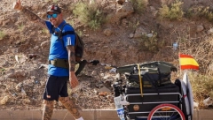 VELIKA TRAGEDIJA PRED SVETSKO PRVENSTVO? Španac krenuo peške za Katar, gubi mu se svaki trag, sluti na najgore (FOTO)