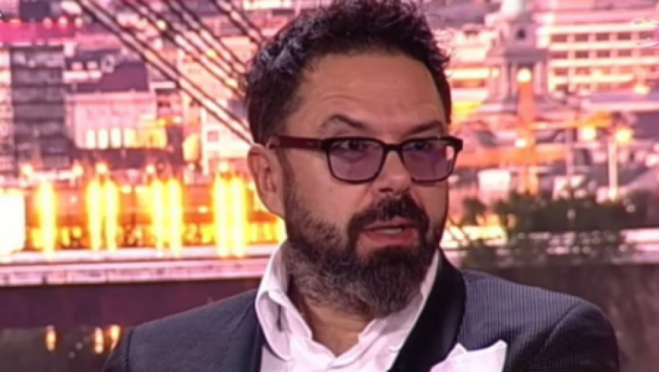 KROZ MUZIKU SAM POKAZAO SVOJA OSEĆANJA Petar Grašo progovorio o otpočinjanju zajedničkog života sa Hanom Huljić